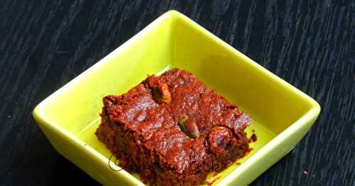 Eggless Pistachio Brownies