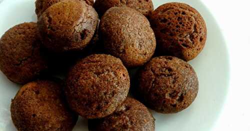 Healthy Chocolate Dumplings/Chocolate Paniyaram