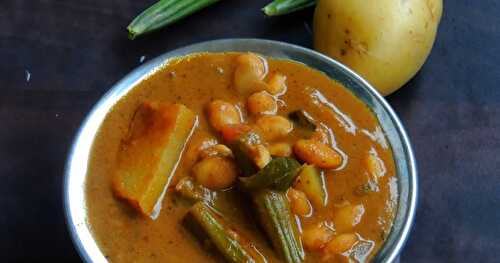 Mochai Murungakkai Kuzhambu /Field Beans & Drumsticks in Tamarind Gravy