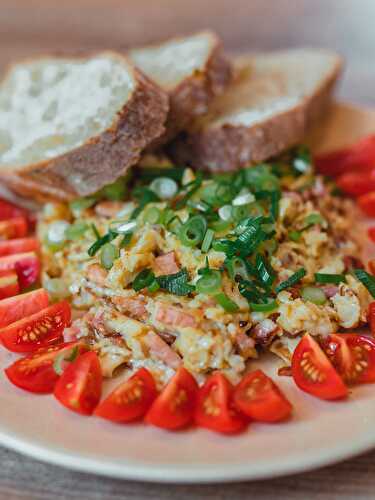 Farmer’s Scrambled Eggs With Bacon And Onions