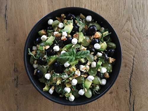Grape salad with goad cheese, walnuts and basil