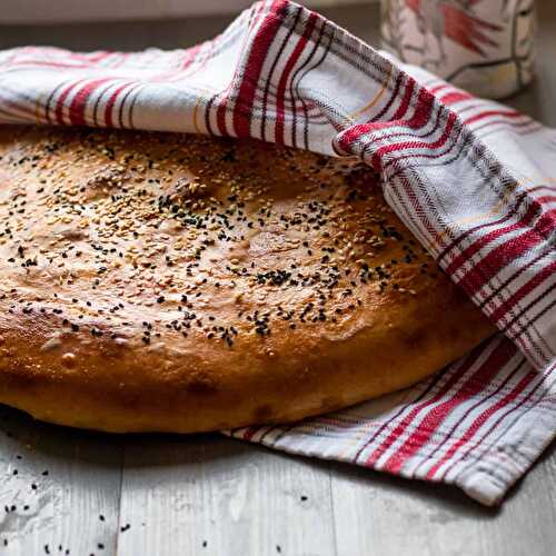 Turkish Pide Bread - Ramazan Pidesi