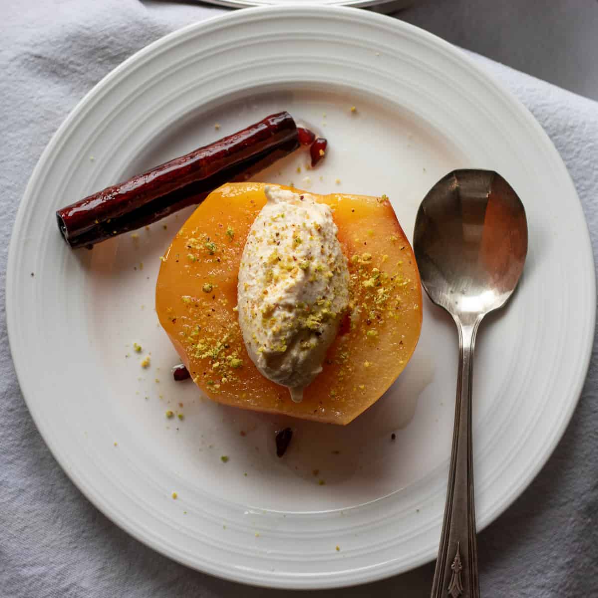 Ayva Tatlısı - Turkish Quince Dessert