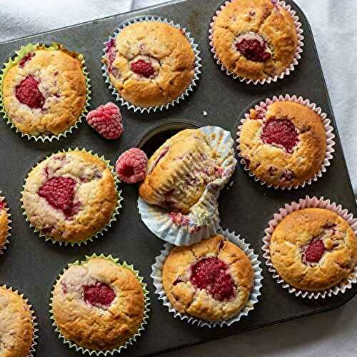 Raspberry Muffins with Yogurt