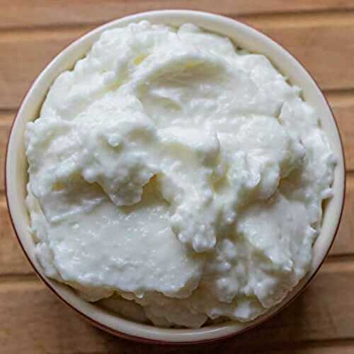 Toum - Lebanese Garlic Sauce