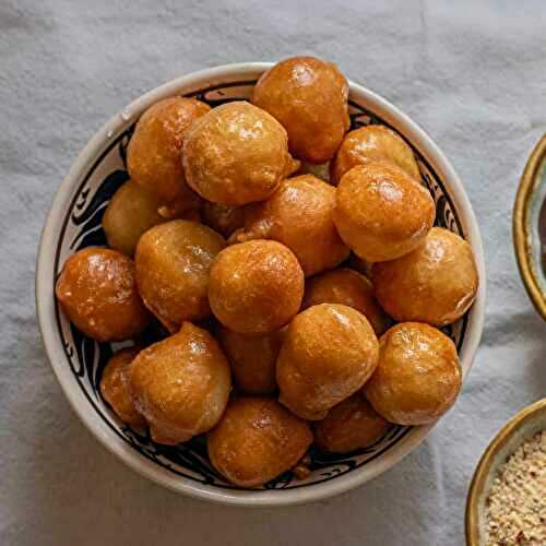 Lokma Dessert - Fried Sweet Dough Balls