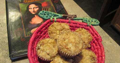 Apple Crisp Muffins — Perfect for FALL!