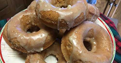 Applesauce Baked Doughnuts with Maple Glaze 