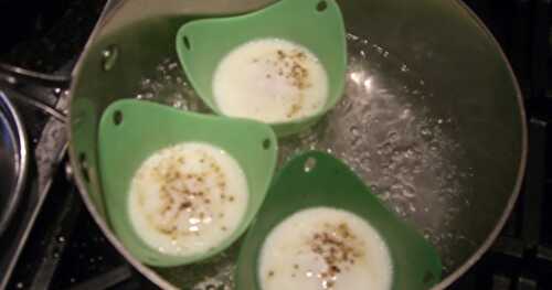 Green Eggs – Poached Eggs on a Bed of Spinach