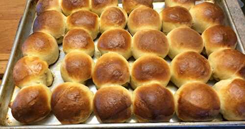 Hawaiian Yeast Rolls -- Homemade!