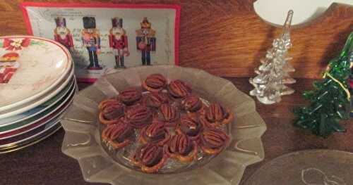 Rolo® Pretzel Turtles – Easy, 3-ingredient Holiday Candy