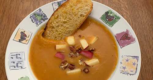 Toasted Pecan Butternut Squash Soup