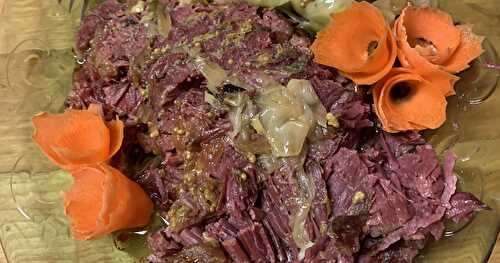 Mustard-Glazed Corned Beef with Cabbage 