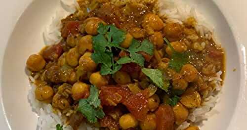 Chickpea Curry (Chole) — A book (The Perfumist of Paris by Alka Joshi) inspired meal 