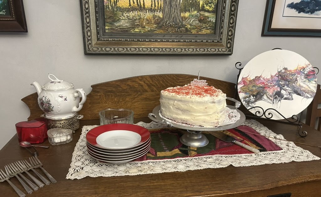 Rave-review Red Velvet Cale