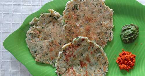 AKKI ROTTI WITH DILL LEAVES 