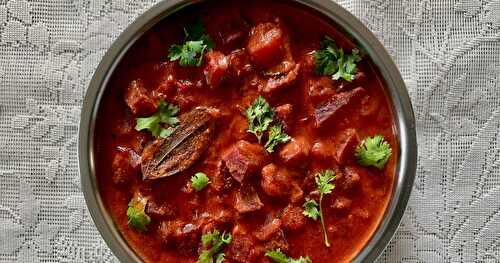 BEETROOT & POTATO KURMA 