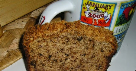 Banana Cream Cheese Bread with Streusel Walnut Topping
