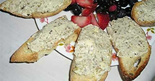 Blue Cheese and Walnut Spread