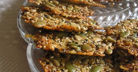 Cheesy Seed Crisps (gluten-free)