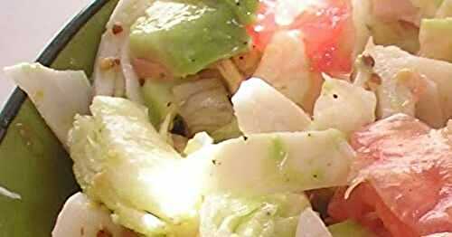 Crabmeat, cucumber and grapefruit salad