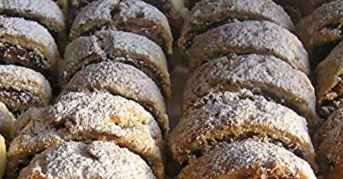 Date roulade (egg-free ma'amul cookies)