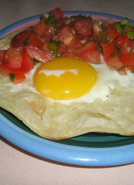 Egg on a Tortilla with Quick Tomato Relish