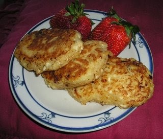 Farmer's Cheese Patties (Ukrainian traditional sirniki)