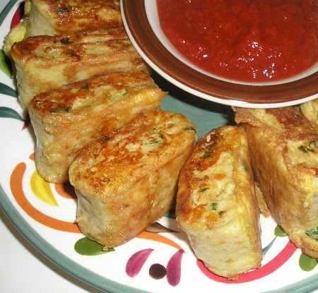 Fried Rolls with Lavash and Chicken Filling (Leftover recipe)