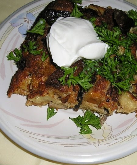 Mushroom challah pudding