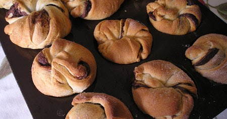 Nutty Nutella Rolls