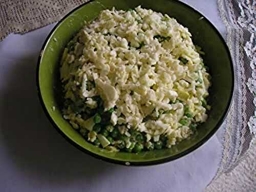 Peas and cheese salad