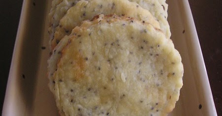 Poppy seed Cheese Crackers