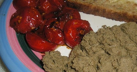 Ready-to-Spread Chicken Liver Pate with Marinated Dry Figs