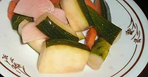 Refrigerator Pickles (light pickled salad)