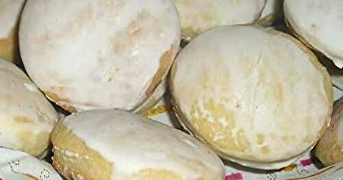 Russian vanilla pryaniki