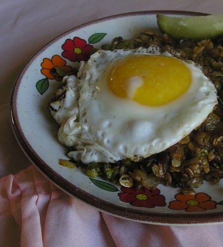 Savory Oats with Peas and Fried Egg (morning bowl)
