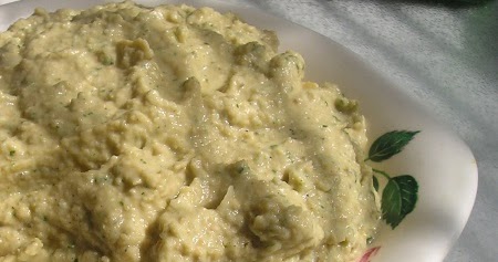 Spicy Dill Pickle Hummus