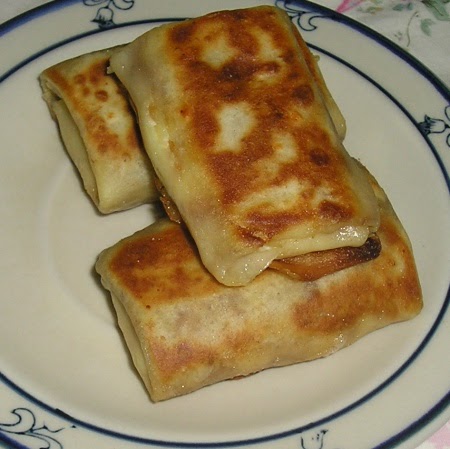 Sweet cheese blinzes