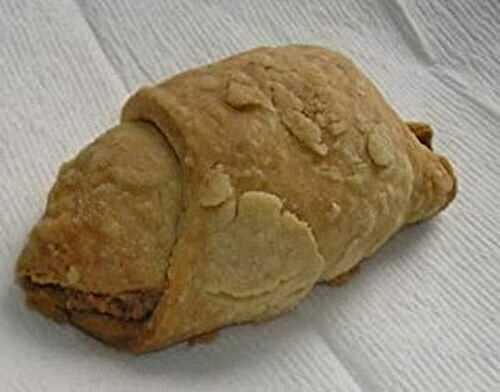 Ukrainian Almond Crescents