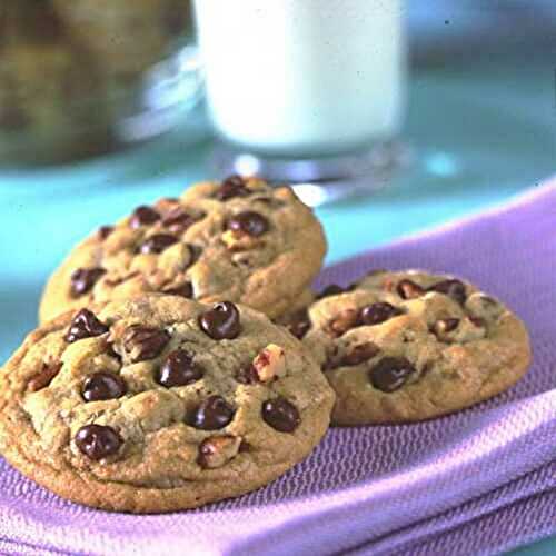 What do you think makes the ideal chocolate chip cookie?