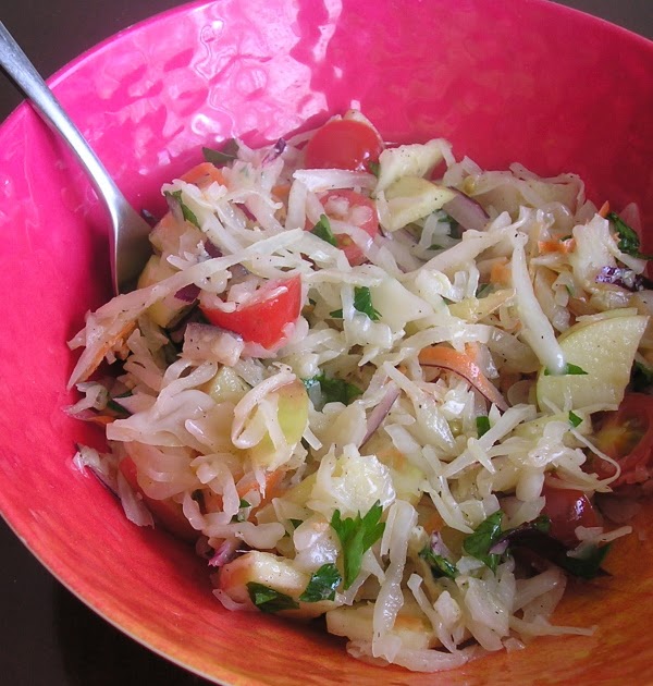 Salad with Homemade Sauerkraut and Apples