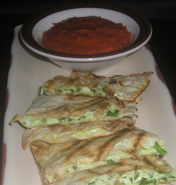 Quick Turkish Gozleme with Cheese & Spinach filling