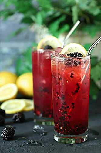 Blackberry Bourbon Collins Cocktail