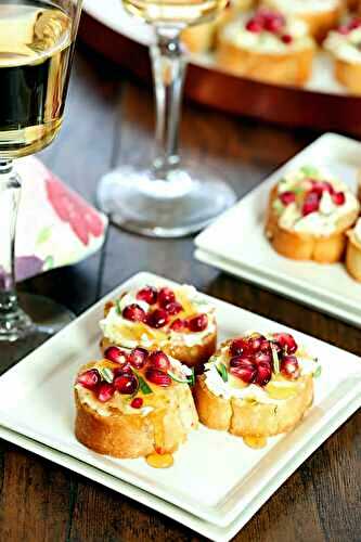 Crostini Appetizer with Goat Cheese and Pomegranate