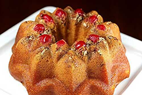 Manhattan Bundt Cake – Bourbon, Pecans and Maraschino Cherries