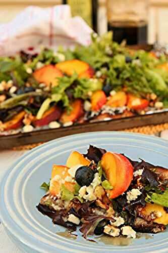 Peach, Blueberry, Gorgonzola and Toasted Walnut Grilled Pizza Salad