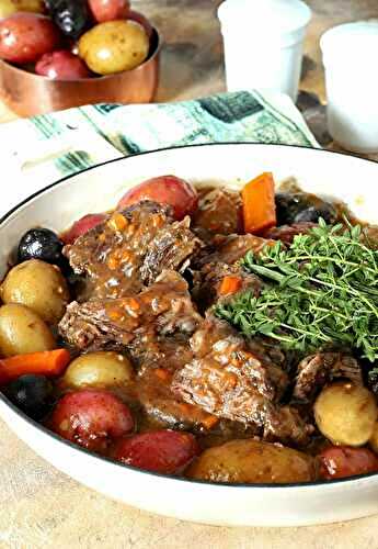 Pot Roast with Sherry, Rosemary, and Thyme