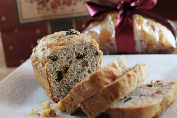 Raisin Walnut Bread