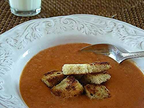 Roasted Garlic Tomato Soup with Garlic Croutons